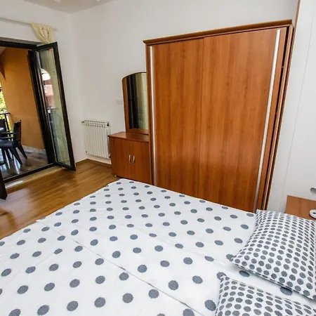 Cvitan 1. Floor * Poreč