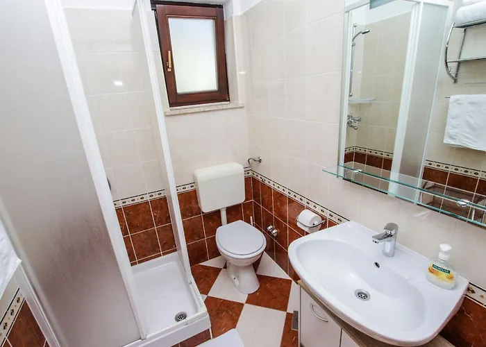 Apartment Cvitan 1. Floor *