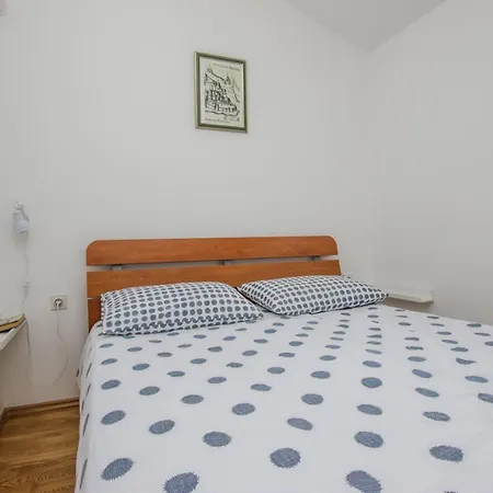 Апартаменти Cvitan 1. Floor