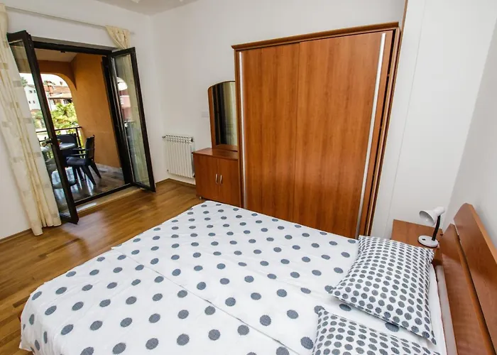 Cvitan 1. Floor * Poreč