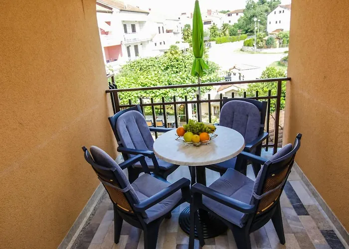 Apartamento Cvitan 1. Floor *